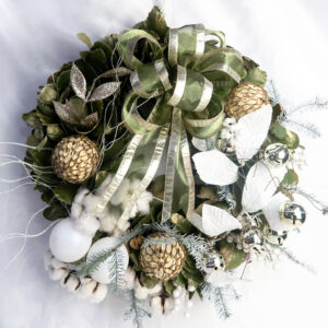 Coronas navideñas Decoración Navideña Flores a domicilio Navidad